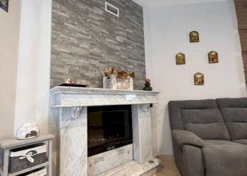 Salone - Villa via Don Giovanni Battista Sapino, 31/1, Carmagnola - foto 8