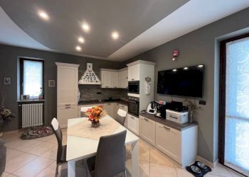 Salone - Villa via Don Giovanni Battista Sapino, 31/1, Carmagnola - foto 9