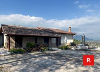 Foto 4 - Villa via Sottovia, Ruviano - foto 3