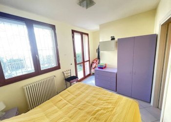 Camera da letto - Trilocale viale dei Pioppi, Ravenna (zona Porto Corsini) - foto 16