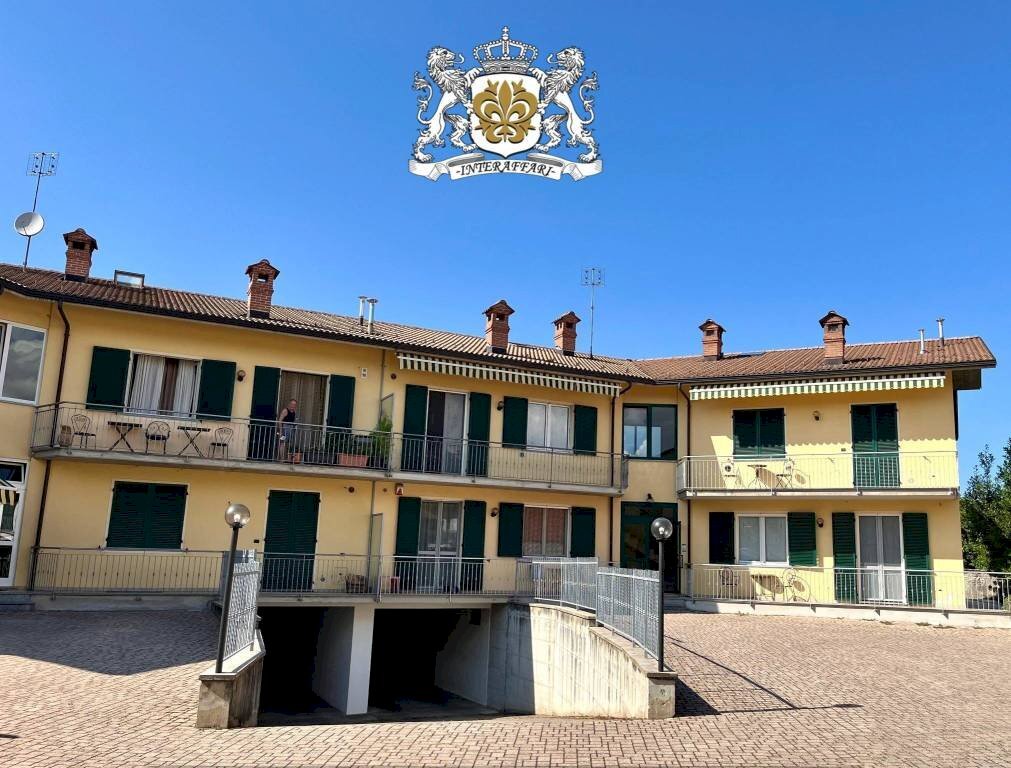 Facciata - Appartamento via Emanuele Filiberto, 3, Beinette - foto 1