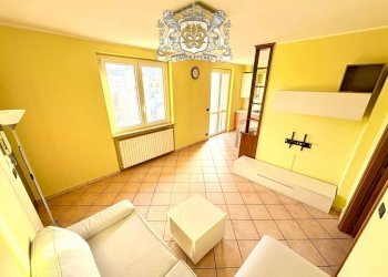 Salone - Appartamento via Emanuele Filiberto, 3, Beinette - foto 5