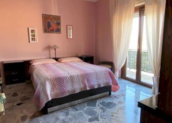 Camera da letto - Three-room apartment via Nina, 1, Anzio - photo 8