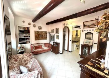 Salone - Quadrilocale via Tommaso Racca, Camogli - foto 3