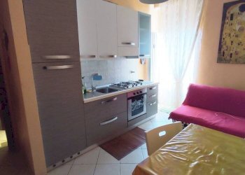 Cucina - Bilocale via Monte Rosa, 74, Torino (zona Barriera Milano) - foto 6