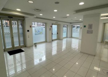 Interno non residenziale - Shop via San Lorenzo, 113, Alessandria - photo 6