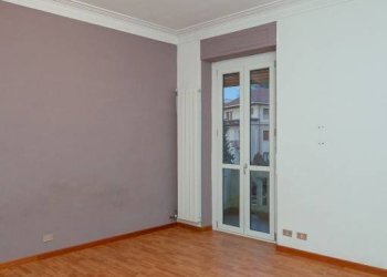 Camera da letto - Bilocale via Mirabello, 8, Torino (zona Madonna del Pilone) - foto 6