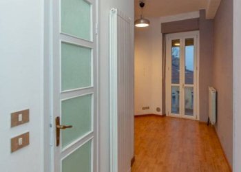 Corridoio - Bilocale via Mirabello, 8, Torino (zona Madonna del Pilone) - foto 14