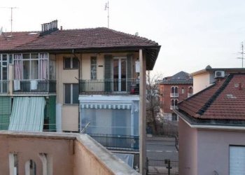 Balcone - Bilocale via Mirabello, 8, Torino (zona Madonna del Pilone) - foto 23