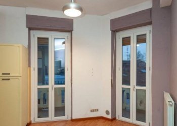 Cucina - Bilocale via Mirabello, 8, Torino (zona Madonna del Pilone) - foto 25