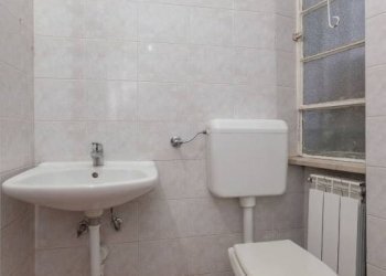 Bagno - Bilocale via Mirabello, 8, Torino (zona Madonna del Pilone) - foto 32