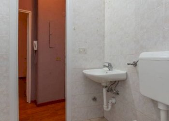 Bagno - Bilocale via Mirabello, 8, Torino (zona Madonna del Pilone) - foto 36