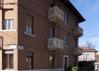 Facciata - Bilocale via Mirabello, 8, Torino (zona Madonna del Pilone) - foto 40