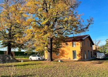 Facciata - Villa via Rigosa, Bologna (zona Borgo Panigale) - foto 2