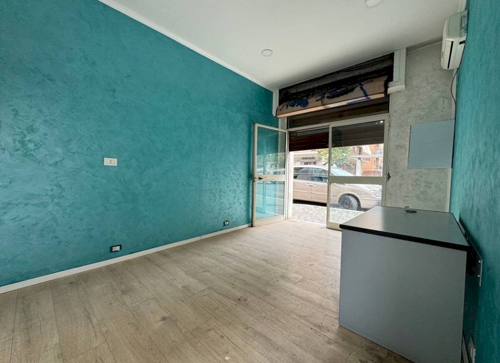 Interno non residenziale - Shop viale di Villa Pamphili, 68D, Roma - photo 3