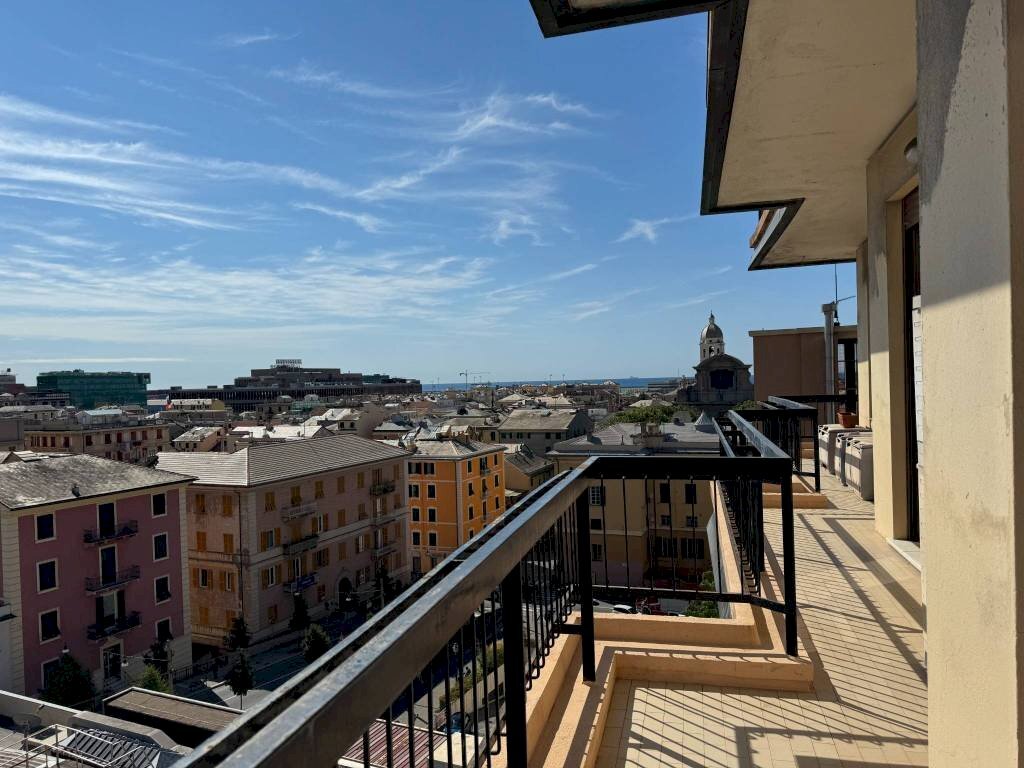 Balcone - Appartamento via Giuseppe Elia Benza, Genova (zona Sestri Ponente) - foto 1