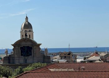 Vista - Appartamento via Giuseppe Elia Benza, Genova (zona Sestri Ponente) - foto 2