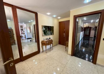 Ingresso - Appartamento via Giuseppe Elia Benza, Genova (zona Sestri Ponente) - foto 8