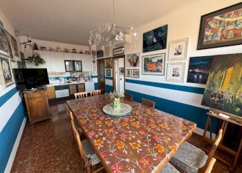 Salone - Appartamento via Giuseppe Elia Benza, Genova (zona Sestri Ponente) - foto 9