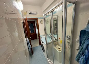 Bagno - Appartamento via Giuseppe Elia Benza, Genova (zona Sestri Ponente) - foto 27
