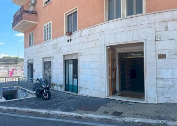 Facciata - Bilocale via Livorno, Roma - foto 14