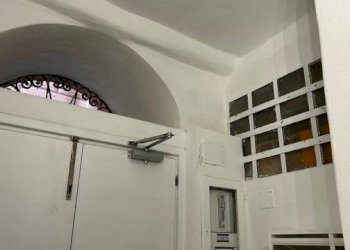 Interno non residenziale - Negozio via Giuseppe Garibaldi, Camogli - foto 16