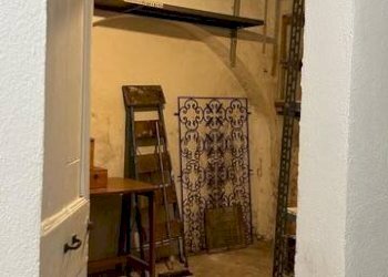 Interno non residenziale - Negozio via Giuseppe Garibaldi, Camogli - foto 17