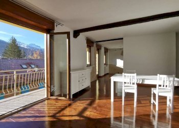 Salone - Quadrilocale via Montello, 48, Bardonecchia - foto 4