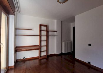 Camera da letto - Quadrilocale via Montello, 48, Bardonecchia - foto 28