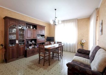 Salone - Quadrilocale via Trieste, 129, Bosconero - foto 4