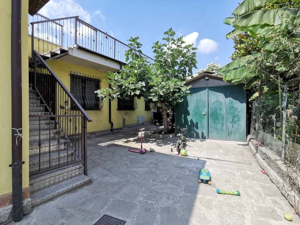 Giardino - Casa indipendente via Andrea Sansovino, 243, Torino - foto 3