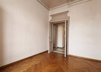 Camera da letto - Appartamento corso Galileo Ferraris, 80, Torino (zona Crocetta) - foto 5