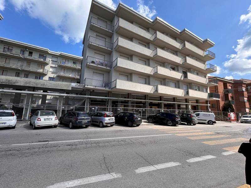 Facciata - Three-room apartment via Giuseppe Verdi, 14, Fossano - photo 2