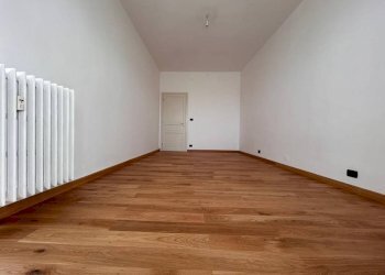 Camera da letto - Trilocale via Giuseppe Verdi, 14, Fossano - foto 13