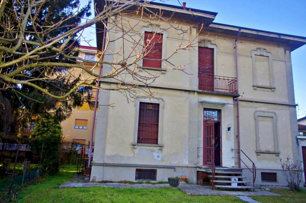 Facciata - Villa via Bettolinazzo, 15, Gallarate - photo 2