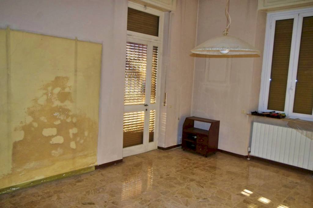 Camera da letto - Villa via Bettolinazzo, 15, Gallarate - photo 3