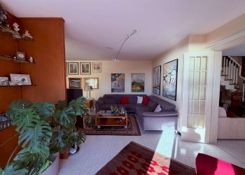 img_1662 - Quadrilocale via degli Iris, Genova (zona Quarto) - foto 3