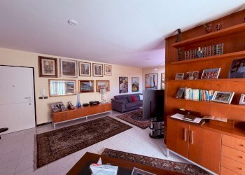 img_1664 - Quadrilocale via degli Iris, Genova (zona Quarto) - foto 4