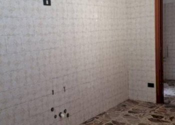 Cucina - Bilocale via Massimiliano De Leva, 7, Bollate - foto 7