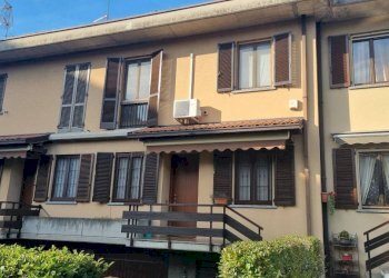 Facciata - Villa a Schiera via Lev Tolstoj, 6, Senago - foto 3