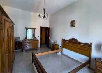 Camera da letto - Trilocale corso San Giovanni, Napoli (zona San Giovanni a Teduccio) - foto 9