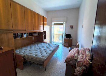 Camera da letto - Trilocale corso San Giovanni, Napoli (zona San Giovanni a Teduccio) - foto 13