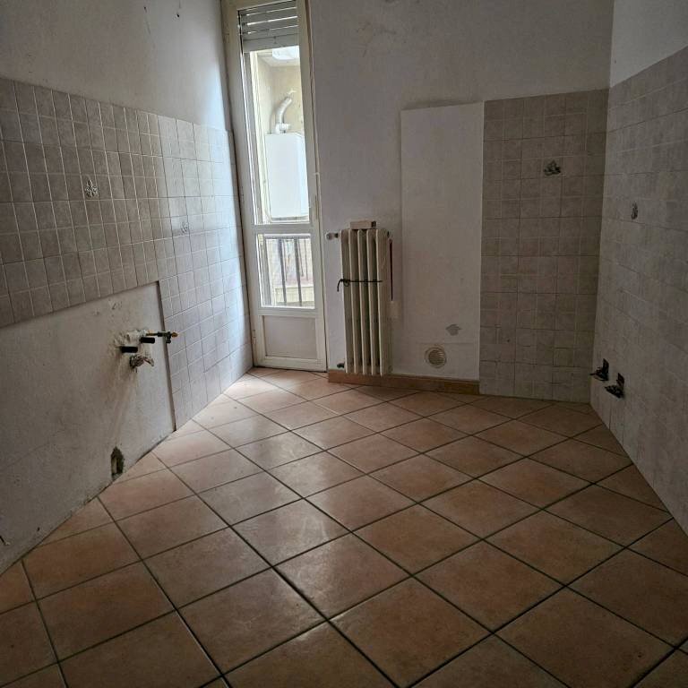 Cucina - Quadrilocale via Francesco Morelli, 14, Asti - foto 2