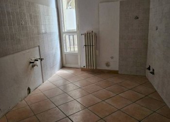 Cucina - Quadrilocale via Francesco Morelli, 14, Asti - foto 2