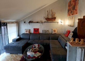 zona divano - Appartamento via MONTEPONI, 26, Torino (zona Mirafiori Sud) - foto 2