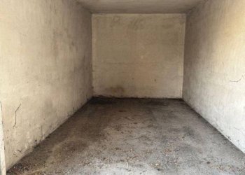 Posto macchina - Box via Generale Pronotto, Piscina - foto 6