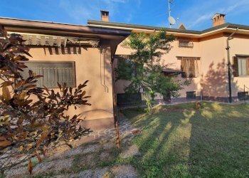 esterno - Villa via Ada Negri, Boffalora d'Adda - foto 1