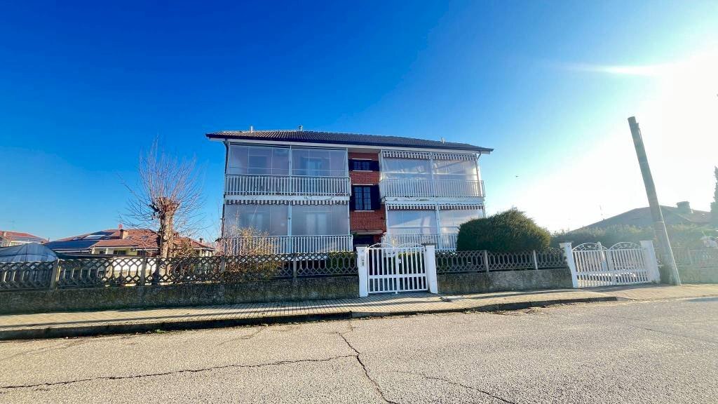 Zona - Attico via Cavalieri di Vittorio Veneto, 15, Villafranca d'Asti - foto 1