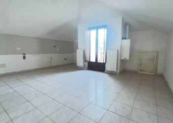 Salone - Attico via Cavalieri di Vittorio Veneto, 15, Villafranca d'Asti - foto 4