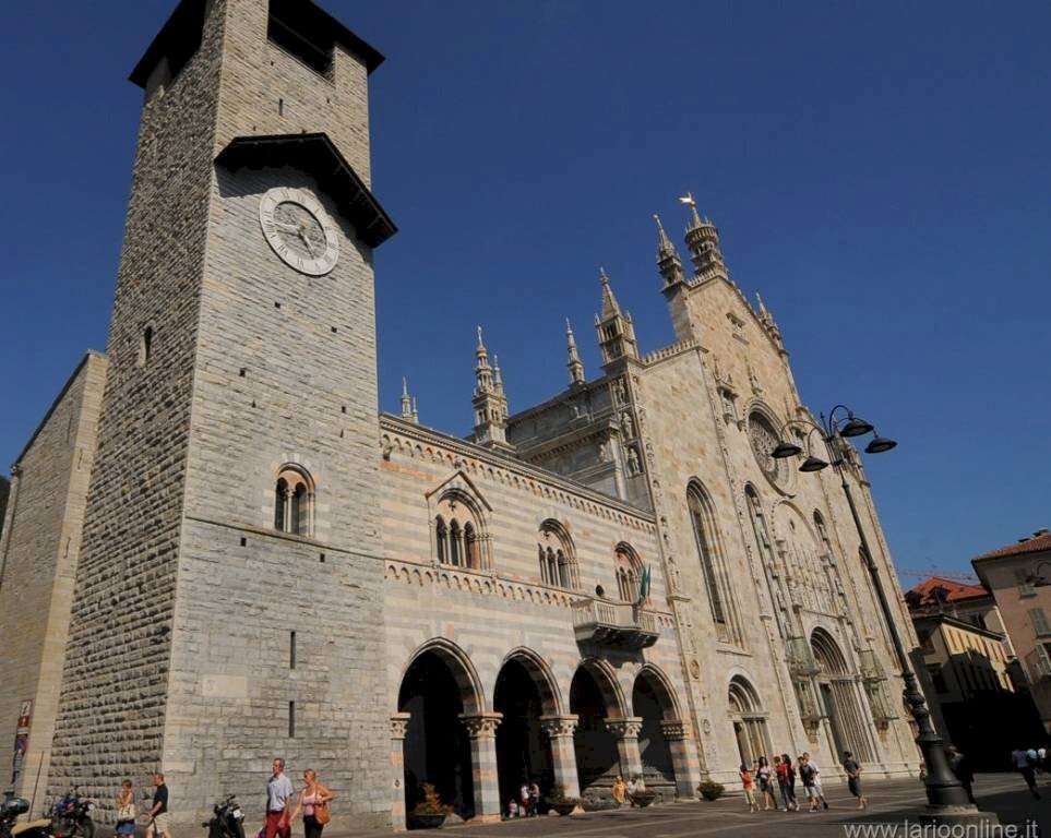 Zona - Stable - Palace Como - photo 1